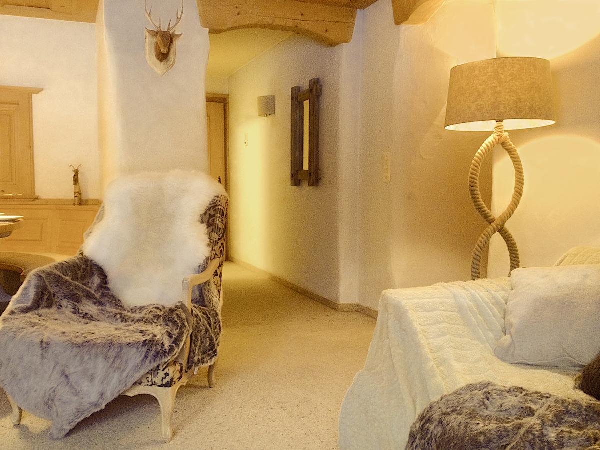 Haus Fless 7 Appartement Klosters Buitenkant foto